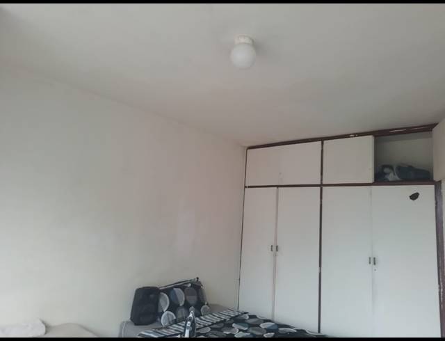 2.5 BEDROOM FLAT FOR SALE IN DURBAN CENTRAL